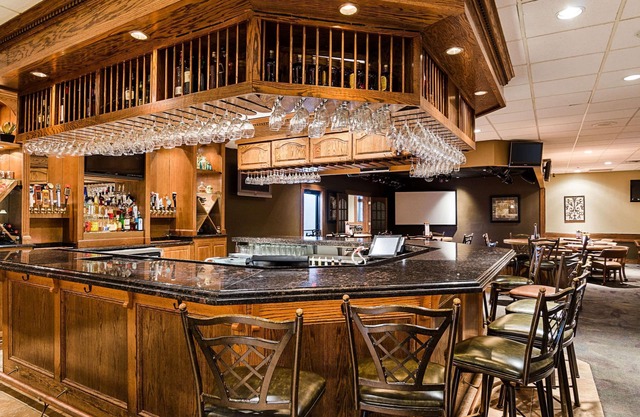 Clarion Inn Garden City