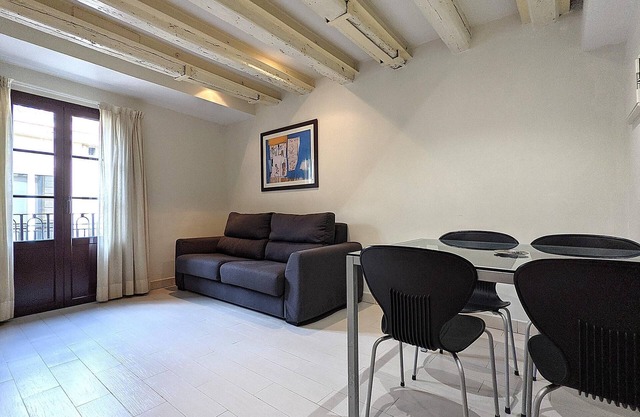 CLASSBEDROOM GOTHIC LAS RAMBLAS 4