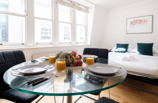Classic 1 Bedroom in the Heart of Holborn London