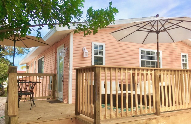 Classic Beach-Style Cottage