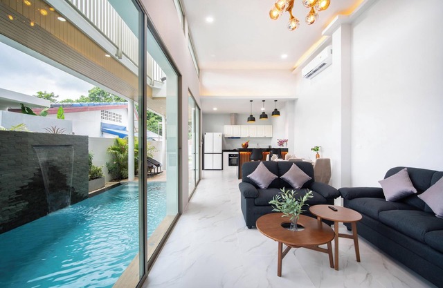 Classic Modern Pool Villa Rawai 3BR - A2