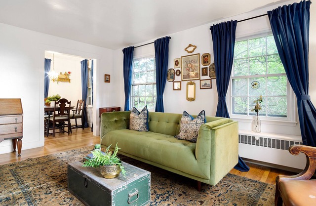 Classy 1BD near U of U - 1 mile/fast WI-FI