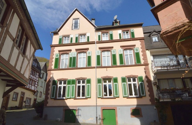 Classy Holiday Home in Ürzig near Forest