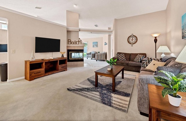 Clean and Cozy Family Home - 2 Kings - Coffee Bar
