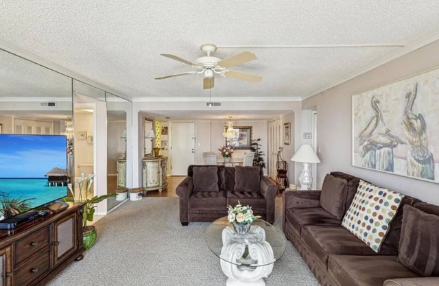 Clearwater Beach Condo 2 Bed-2 bath.