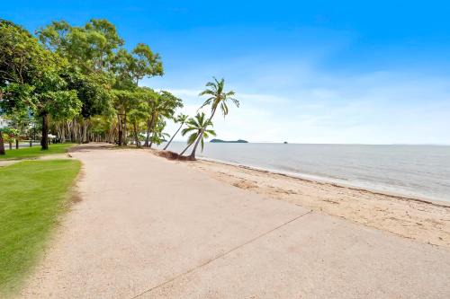 Clifton Beach Holiday Villas