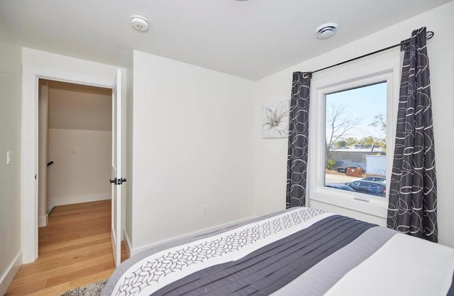 Clifton Escape Home