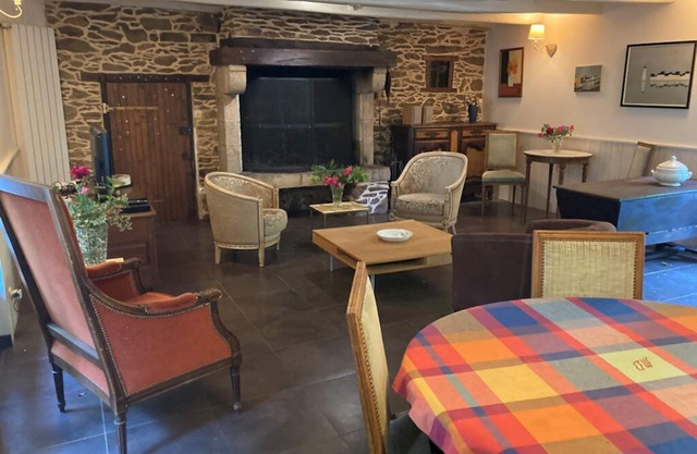 Clos de l'Etoile, rated 3 stars and 3 ears of corn