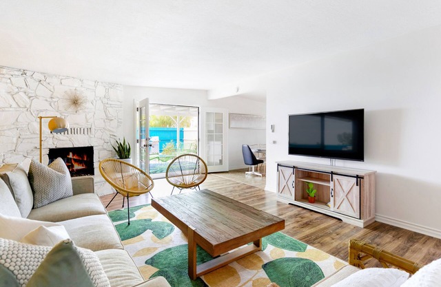 Close to Joshua Tree Entrance, STAR GAZE Jacuzzi, MTN VIEWS, Fire-Pit