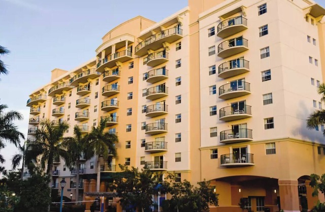 Club Wyndham Palm-Aire Resort 1br ~ Saturday check-in