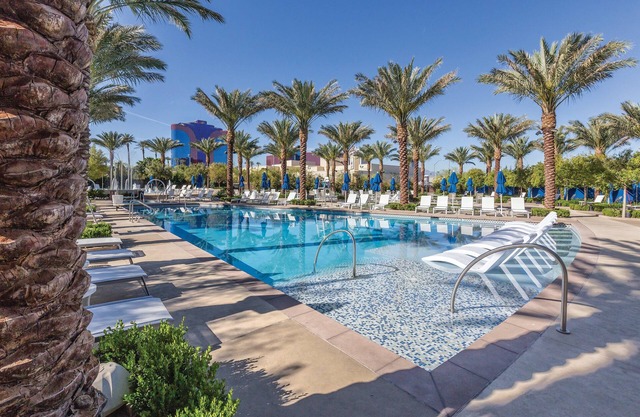 Club Wyndham Desert Blue