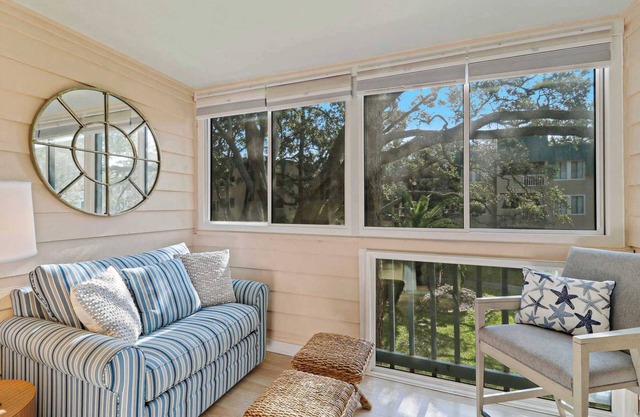 Coastal Calm Nature Retreat Villa on Port Royal Sound