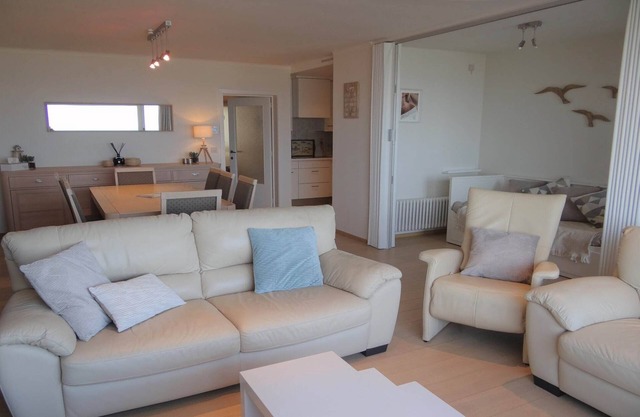 Coastal Comfort with Views