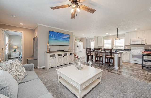 Coastal Cottage 15 Minutes to Lewes Beach + Bike Trail Access.