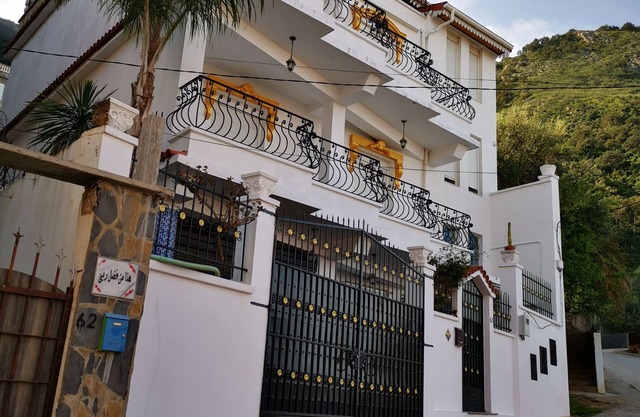 Coastal Elegance: Villa Level, 2nd Floor JIJEL
