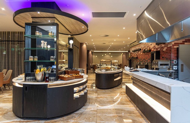 Coastlands Skye Hotel