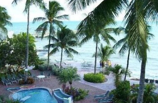 Coconut Beach | Hot Tub | Lux Resort | Pool | Concierge