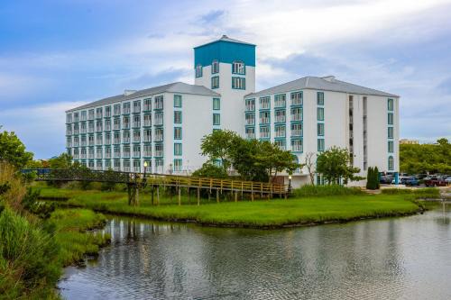 Coconut Malorie Resort Hotel, an Ascend Collection Hotel