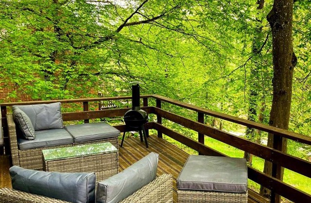 COCOONING near DINANT 300m from River Meuse