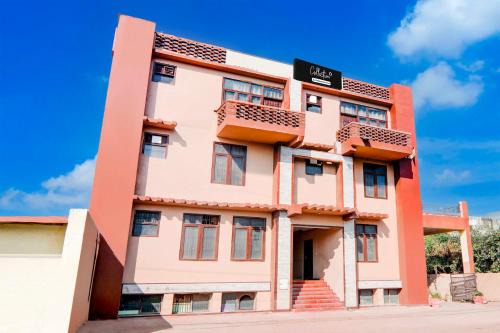 Collection O Sharda Nagar Lucknow