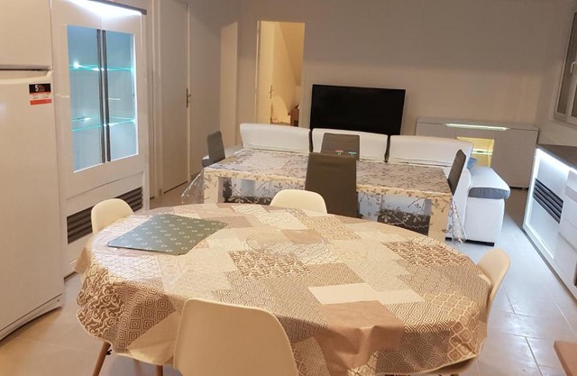 COLOC SUPERGÎTE SPACIEUX PROCHE TOUTES COMMODITÉS