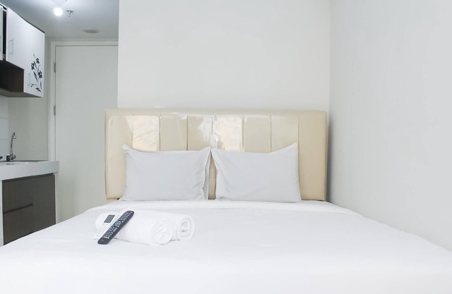 Comfort and Simply Studio at Springlake Summarecon Bekasi Apartment