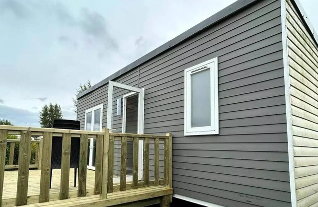 Comfort 3-room mobile home sleeps 4