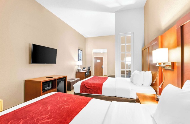 Comfort Suites Orlando Airport