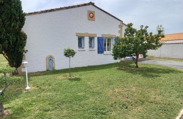 Comfortable house 5 minutes from beaches and shops