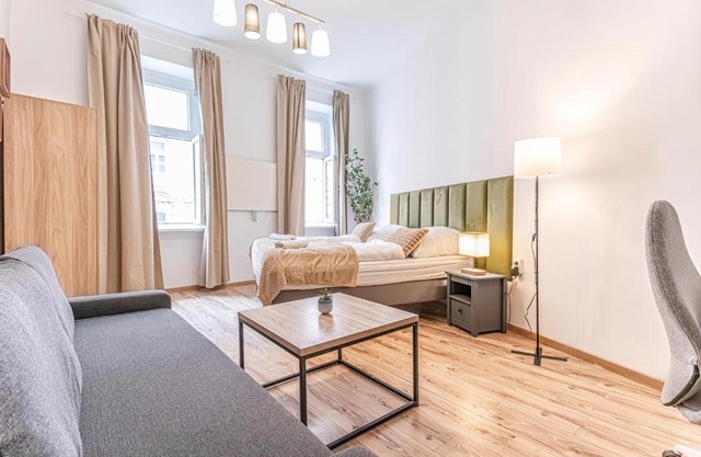 Comfortable 1 Bedroom Apartment in Prime Location