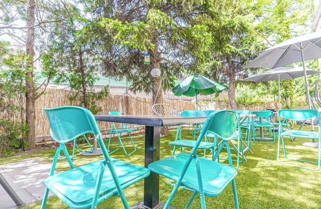 Comfortable 3BR Apt Danube Millennium