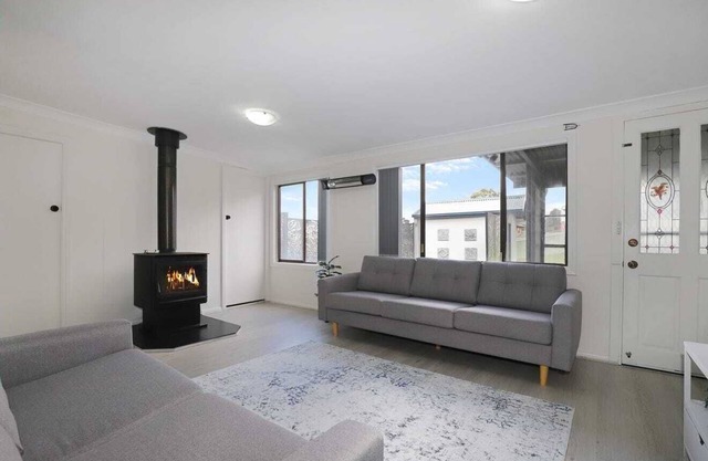 Comfortable and Cosy 3 Bedroom Home