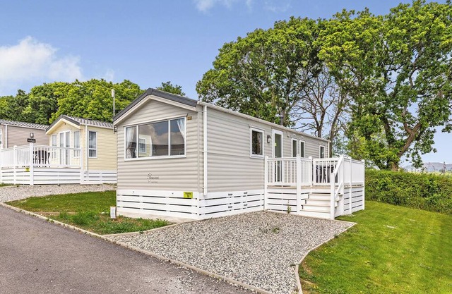 Comfortable and spacious caravan with one double and one twin.