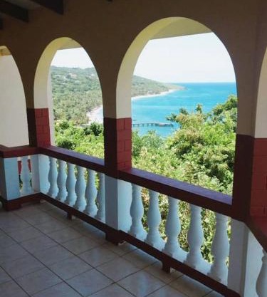Comfortable Beach View Home