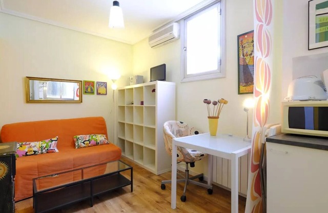 Comfortable Budget Apartment Chamberi District Perfect Location Metro Bilbao