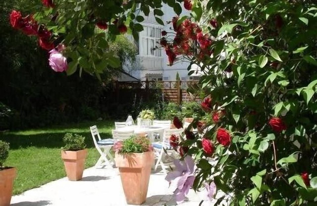 Comfortable house with garden in the city centre close to the cable car.