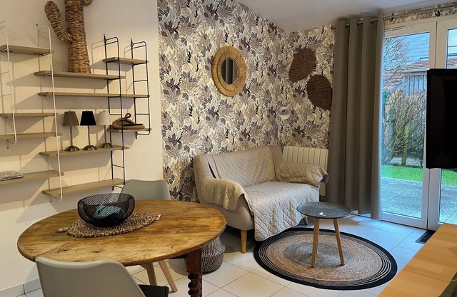 Comfortable lodge in Le Crotoy