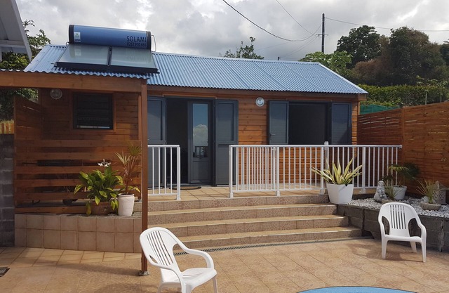 Comfortable quiet chalet in Moufia-Réunion