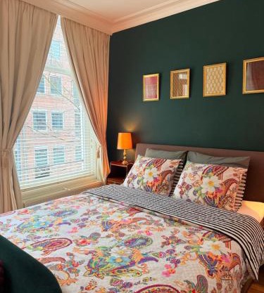 COMFORTABLE STYLISH ROOM in city centre of The Hague - HOME STAY