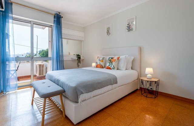 Comfy 3 BDR Flat W/Pool & Balcony by LovelyStay
