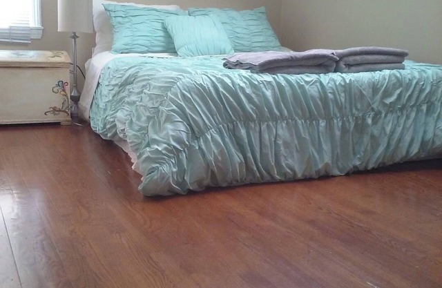 Comfy apartment room at great location in Boston