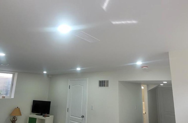 Comfy basement near KW airport