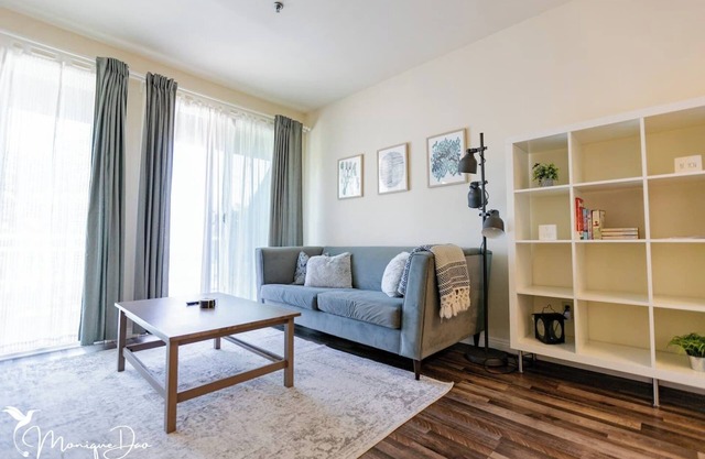 Comfy Clean Modern 3bd+2bth near Downtown w/GYM!