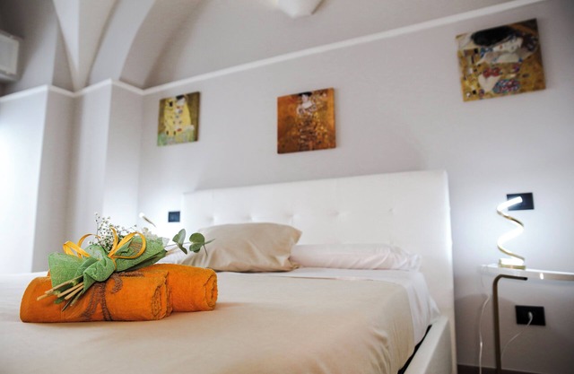 Completely renovated period house located in the historic center of the city