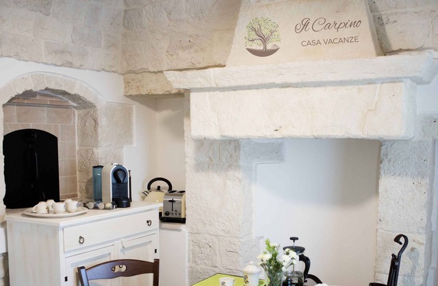 COMPLEX OF TRULLI WITH SWIMMING POOL SURROUNDED BY NATURE. GREAT LOCATION:FORNO