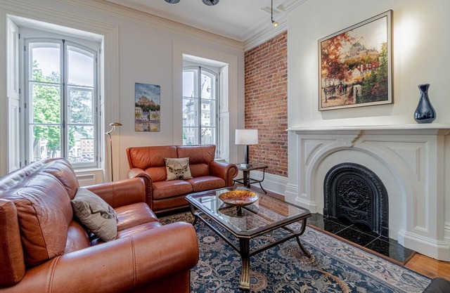 Condo Lux Le Méribel du Vieux-Québec!2100ft 3bedrooms,BBQ, Free indoorParking.