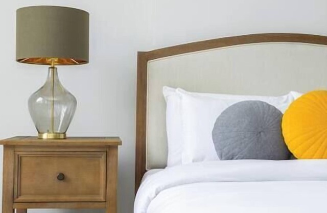 Connaught 2 : Hyde Park Luxury