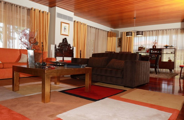 Consul's Residence. Excellent location. Central but secluded. Modern and trendy