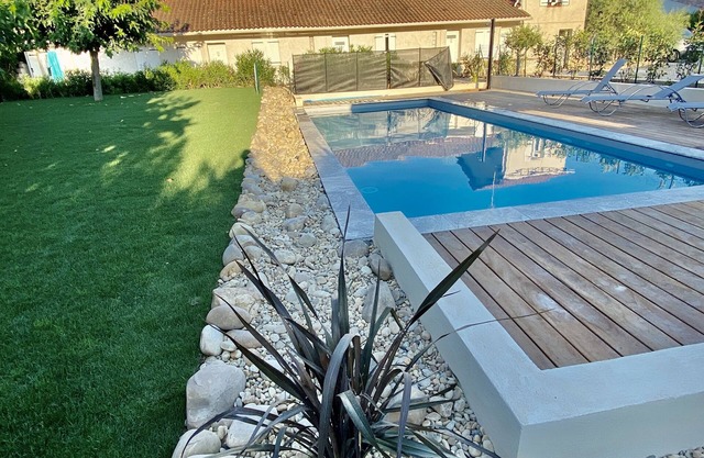 Contact Hôtel Le Provence