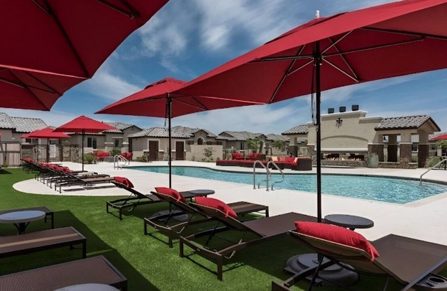 Contemporary 2BR Apartment w/ Private Backyard!